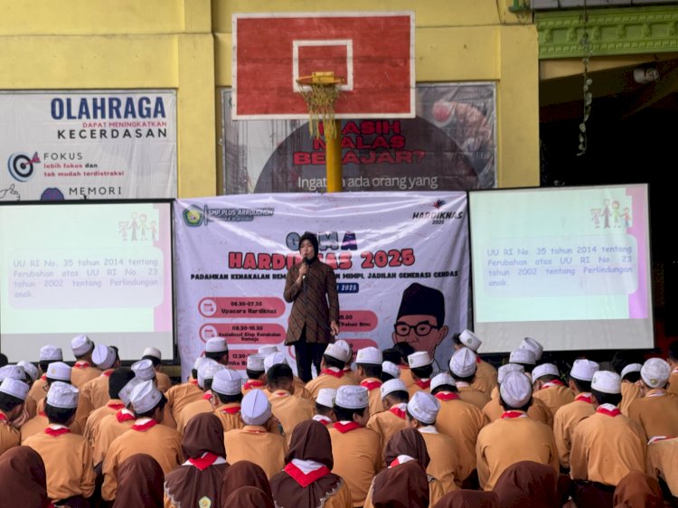 Unit PPA Satreskrim Polresta Sidoarjo Ajak Pelajar SMP Arroudhoh Giatkan Belajar dan Cegah Perundungan